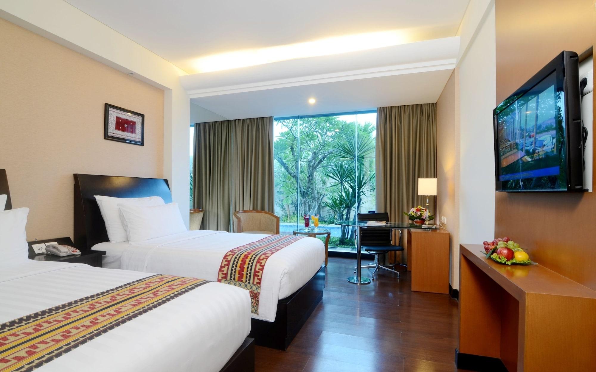 Emersia Hotel And Resort Bandar Lampung Kültér fotó